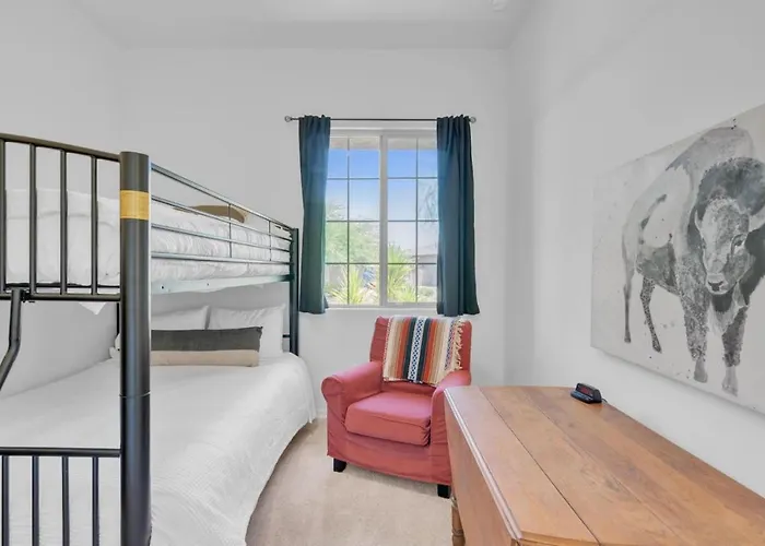Design Dream, 4 Bedroom 3 Ba, Garage, Mountain Views